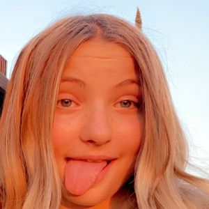 Meet your Posher, Taryn